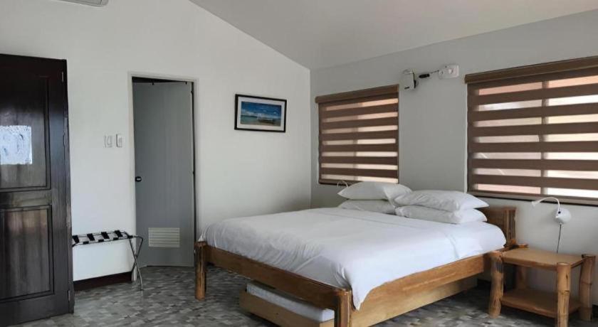 Coral Beach Club Matabungkay Eksteriør billede