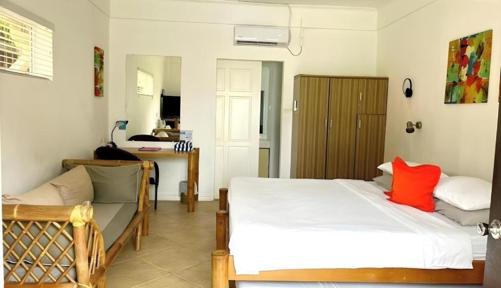 Coral Beach Club Matabungkay Eksteriør billede