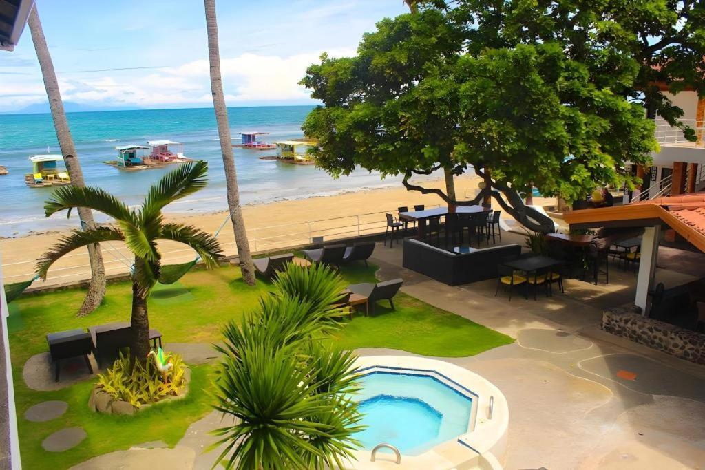 Coral Beach Club Matabungkay Eksteriør billede